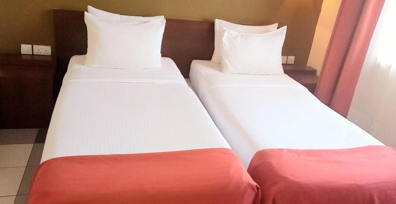 Hotel Sunrise Nairobi Esterno foto