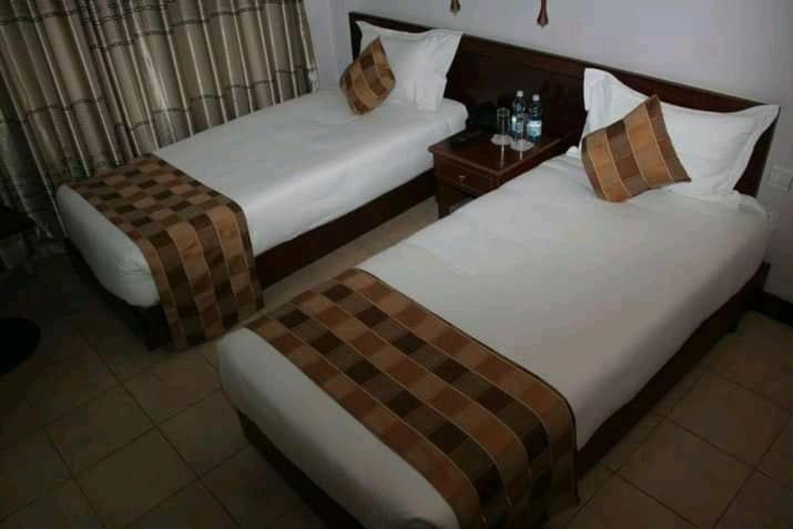 Hotel Sunrise Nairobi Esterno foto